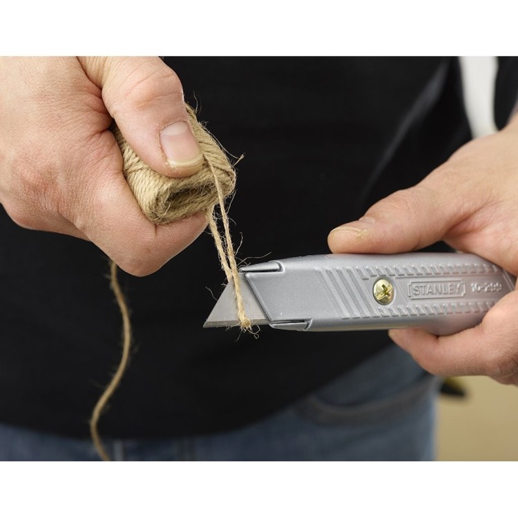 COLTELLO PROFESSIONALE IN LEGA DI ZINCO