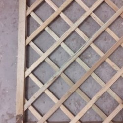 GRIGLIATO TRALICCIO IN LEGNO PES. 40X180CM 2