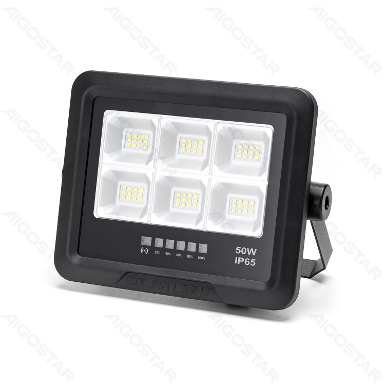 Faro led 50 watt con pannello solare da esterno